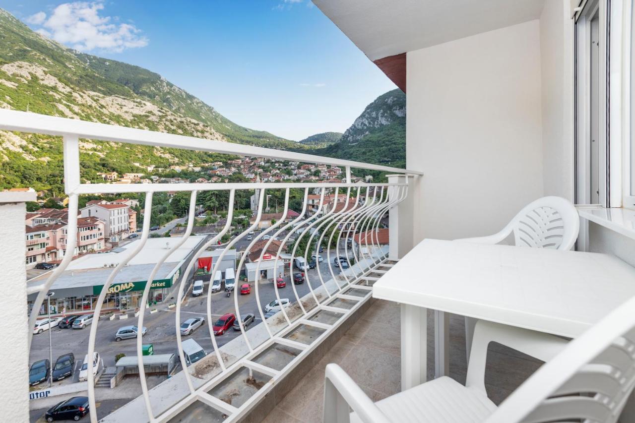 Studio Apartman Scardona Kotor Exterior photo
